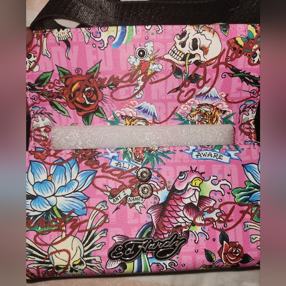 NWT Ed Hardy Black Pink Love Kills Slowly Large Wallet Crossbody Bag - Picture 2 of 5